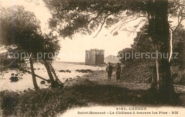 Saint Honorat Chateau a travers les Pins