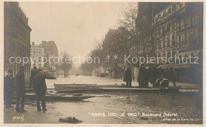 Paris Inondations Boulevard Diderot Hochwasser Katastrophe