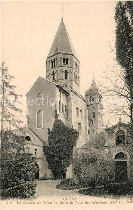 Cluny Clocher de L Eau et la Tour de L Horloge