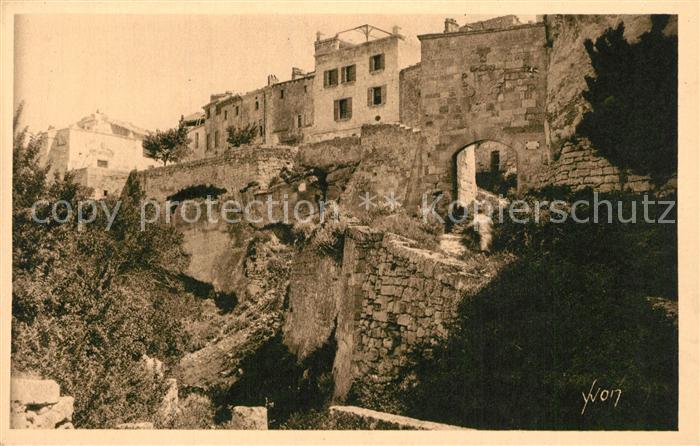 Les-Baux-de-Provence 13 Les Remparts