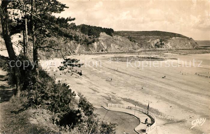 Etables-sur-Mer Cotes-d Armor Plage des Godelins et Pointe du Vaubure