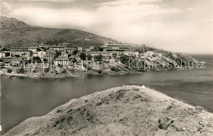 Cerbere Vue Generale sur la sortie du port