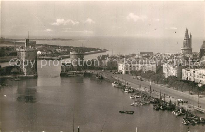 La Rochelle Charente-Maritime Le Port et la Tour des Quatre Sergents vue aérienn