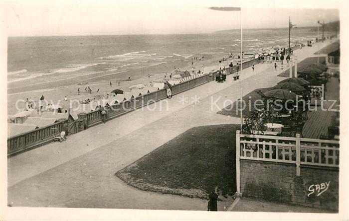 Cabourg La Digue Promenade Plage Restaurant Ter