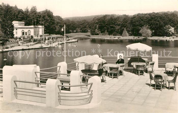 Bagnoles-de-l Orne Station Thermale Lac vu du Casino des Thermes