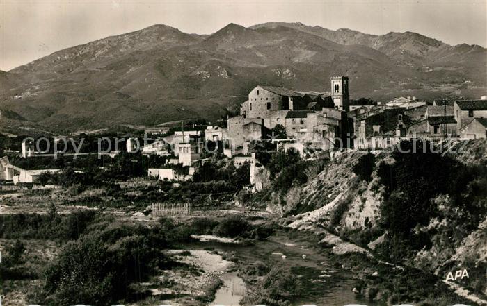 Le Boulou Vue Generale et Chaîne des Pyrénées