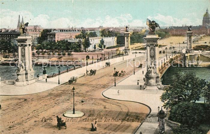 Paris Pont Alexandre vue prise du Grand Palais