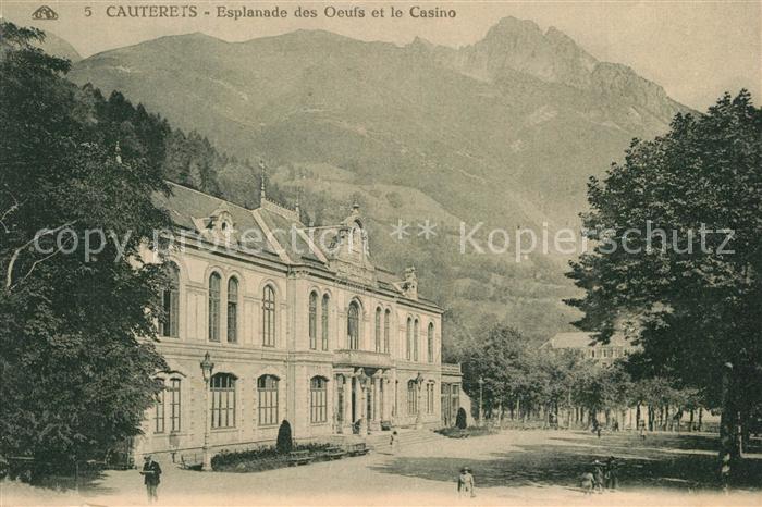 Cauterets Esplanade des Oeufs et le Casino
