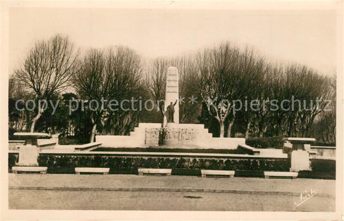 Narbonne Aude Monument du Dr. Ferroul
