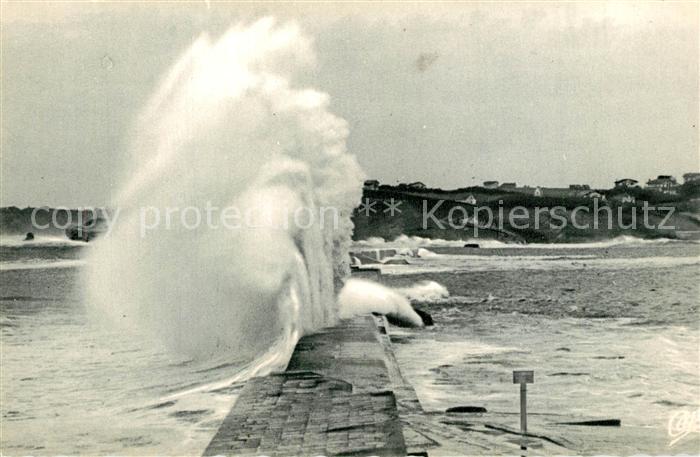 Saint-Jean-de-Luz Effet de Vagues
