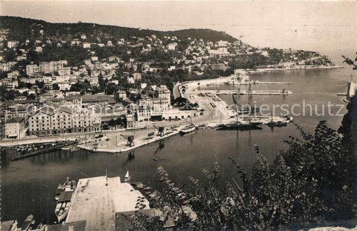 Nice Alpes Maritimes Entree du Port et le Mont Boron