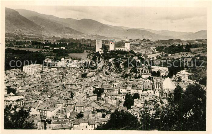 Foix Vue sur la Ville et le Chateau
