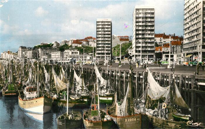 Boulogne-sur-Mer Le Quai Gambetta La Flotille