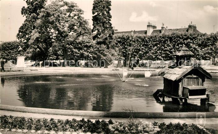 Moulins Allier Square General Leclerc