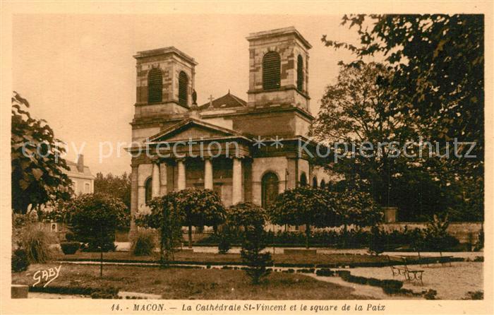 Macon Hainaut La Cathedrale St Vincent et le square de la Paix