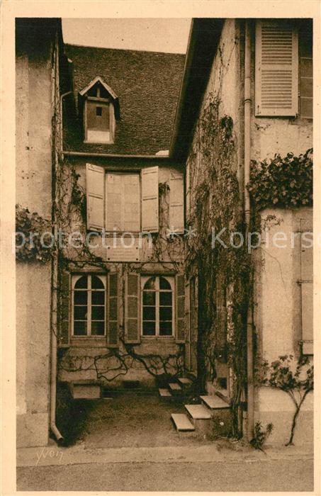 Paray-le-Monial Monastere de la Visitation Cour du Saint Sacrement