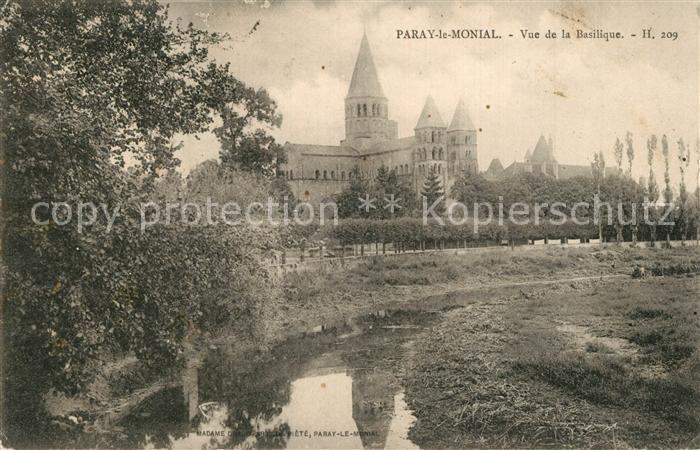Paray-le-Monial Vue de la Basilique