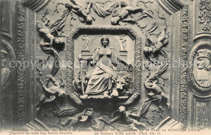 Grenoble Interieur du Palais de Justice Piajond