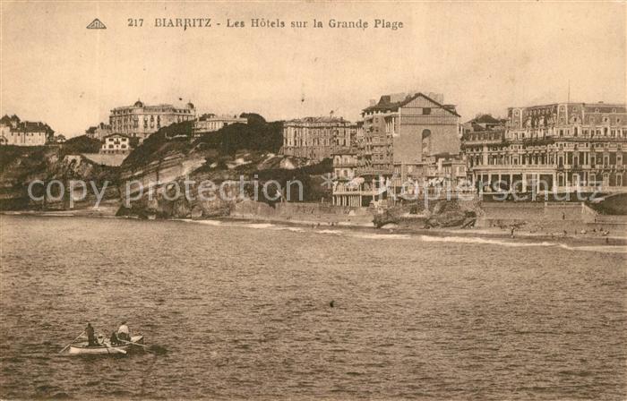 Biarritz Pyrenees Atlantiques Les Hotels sur la Grande Plage