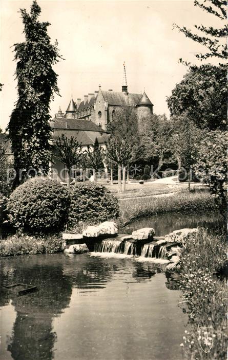 Lapalisse Les nouveaux jardins et le Chateau
