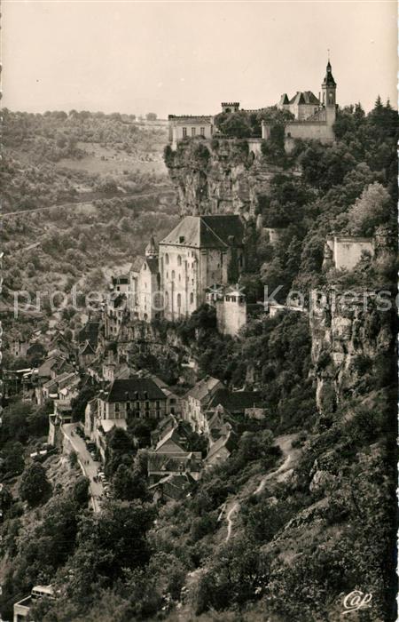 Rocamadour Rocher vu de la route du Chateau