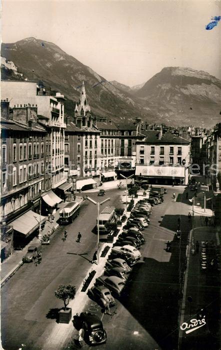 Grenoble Place Grenette Monts Rachais et Saint E