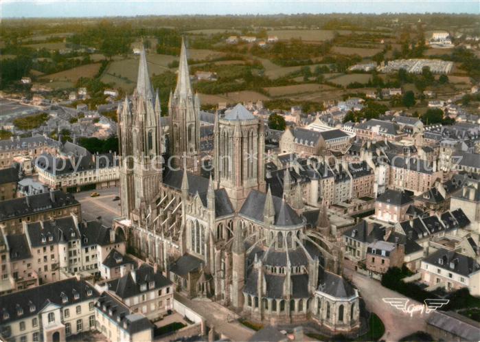 Coutances La Cathedrale vue aérienne