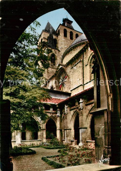 Cahors La Cathedrale vue d une galerie du cloître
