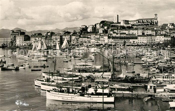 Cannes Alpes-Maritimes Vue Generale et le port Côte d Azur