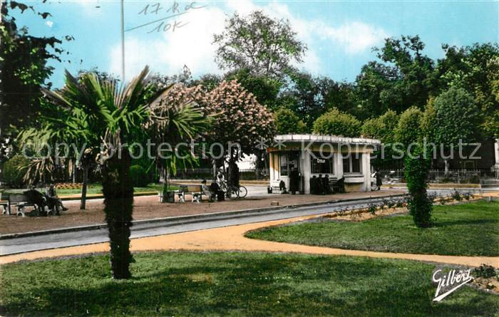 Saint-Jean-d Angely Jardin Public Gare routière
