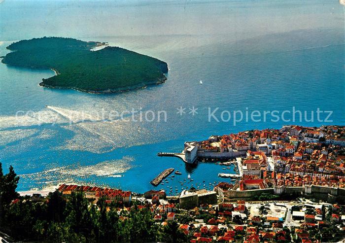 Dubrovnik Ragusa Blick auf Altstadt Festung und Hafen Insel