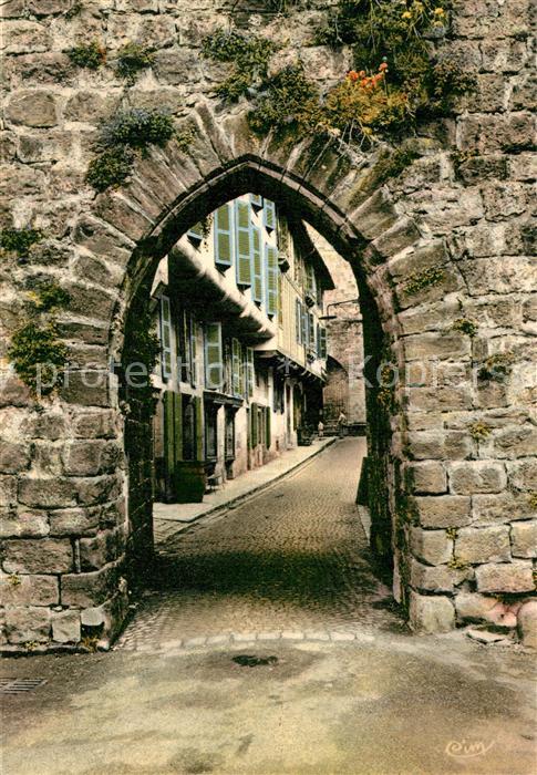 Saint-Jean-Pied-de-Port Vieille porte dans les remparts