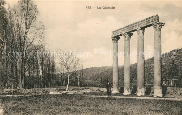 Riez Les Colonnades