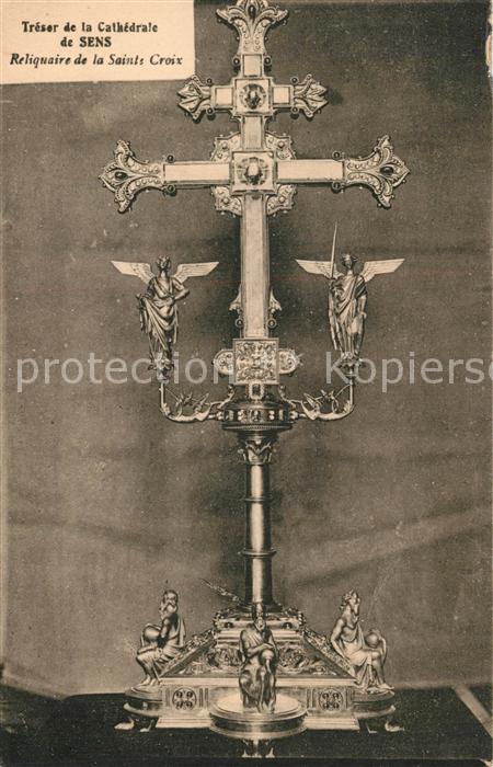 Sens 89 Reliquaire de la Sainte Croix Trésor de la Cathedrale