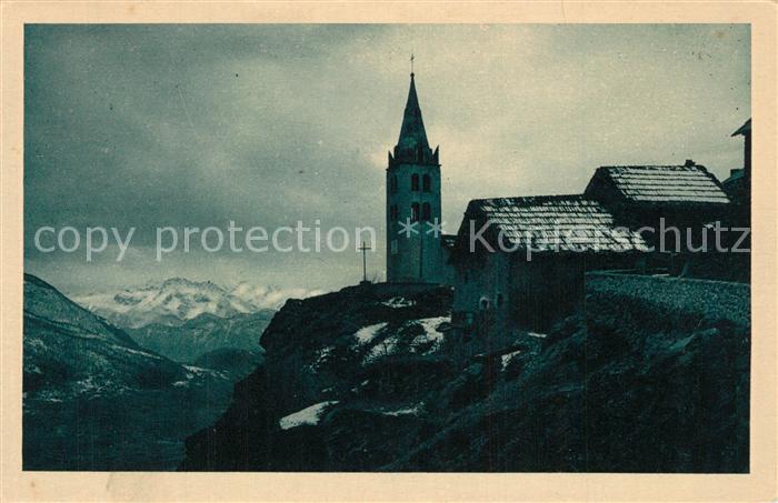 Puy-Saint-Pierre Village dans les Alpes Eglise