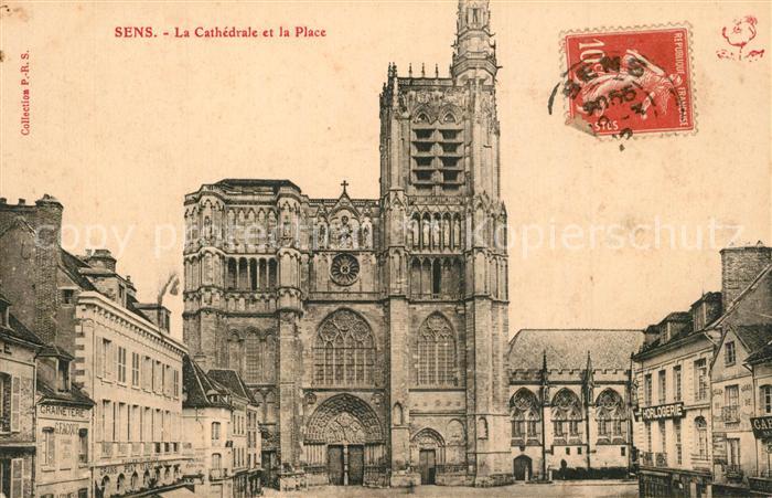 Sens 89 Cathedrale et la Place