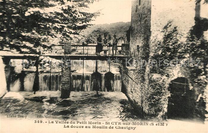 Saint-Cyr-sur-Morin La douve au Moulin de Chavigny