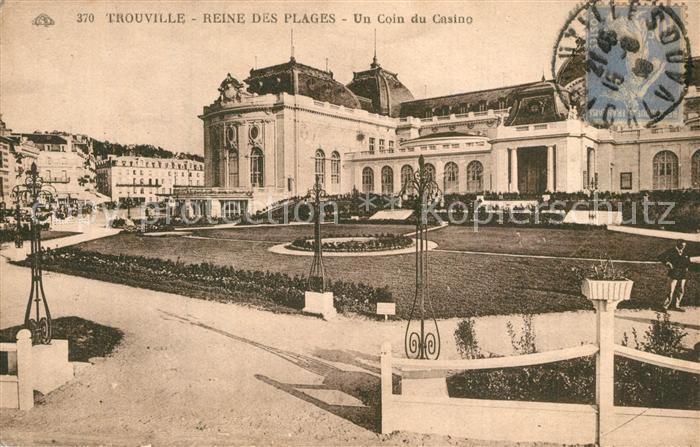 Trouville-sur-Mer Reine des Plages Un Coin du Casino