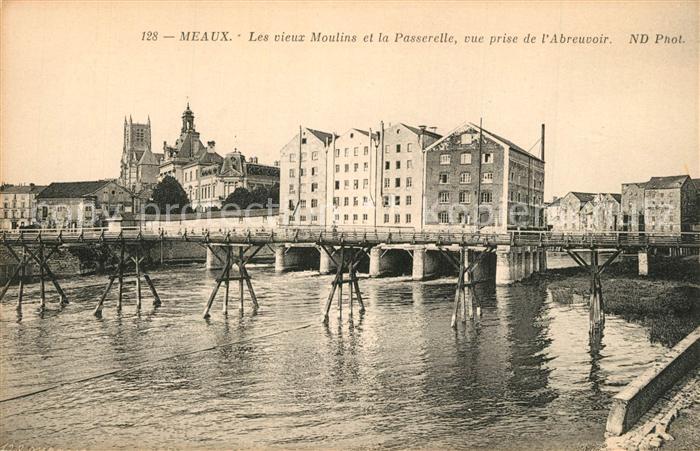 Meaux Seine et Marne Les vieux Moulins et la Passerelle vue prise de l'Abreuvoir