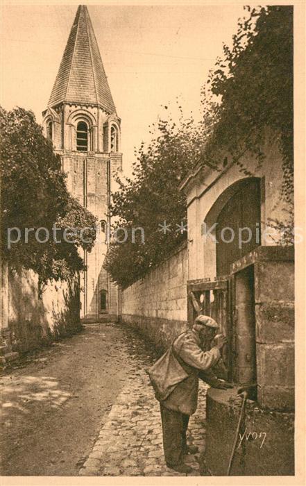 Loches Indre et Loire Vieux puits Collection Chateaux de la Loire