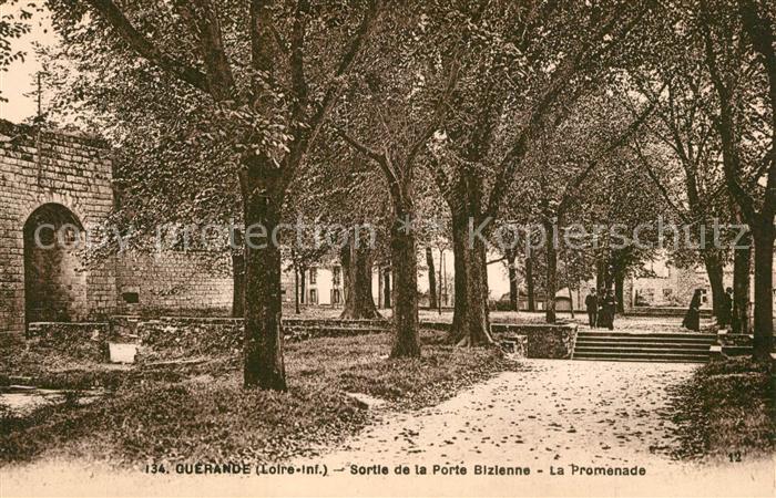 Guerande Sortie de la Porte Bizienne la promenade