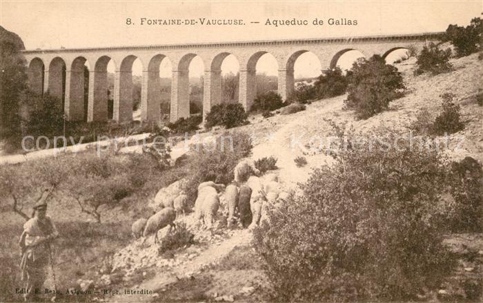 Fontaine-de-Vaucluse Aqueduc de Gallas