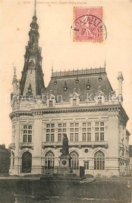 Sens 89 Hotel de Ville Place Drapes