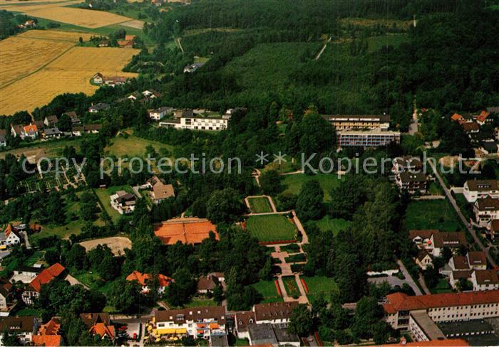 Horn-Bad Meinberg Fliegeraufnahme mit Bergkurgarten mit Blindenkurheim und Kurhe