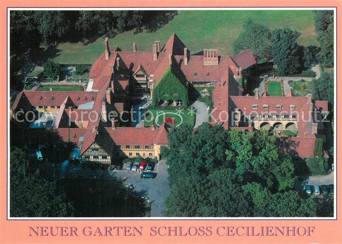 Potsdam Neuer Garten Schloss Cecilienhof Fliegeraufnahme