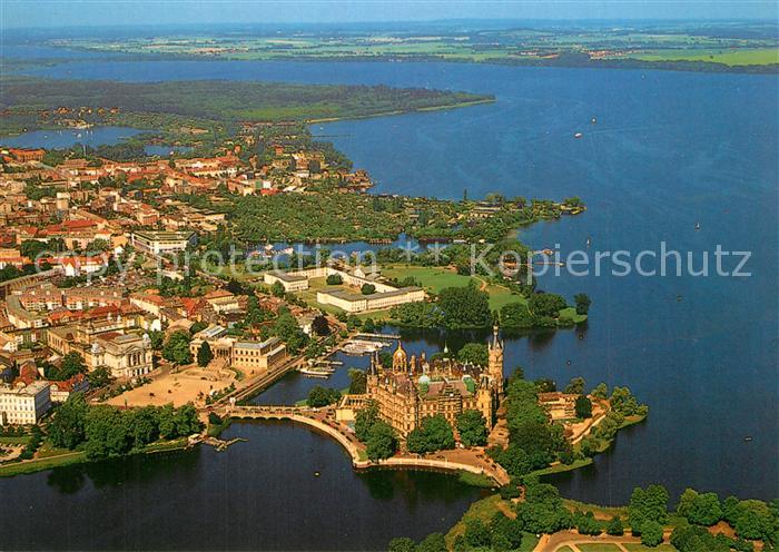 Schwerin Mecklenburg Schloss Staatstheater Museum Marstall Alter Garten Fliegera