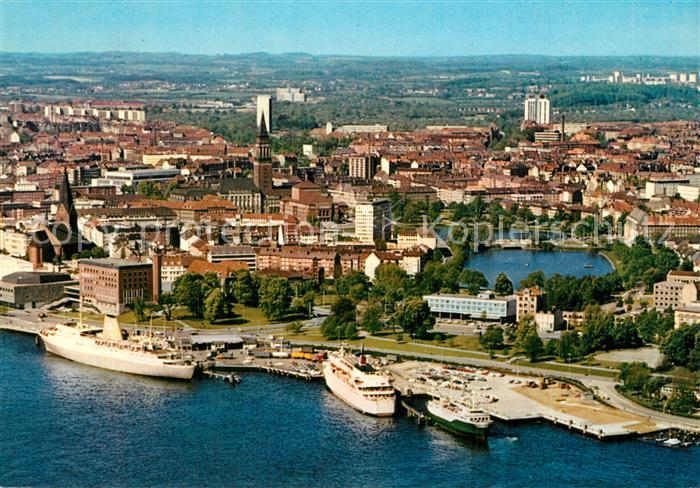 Kiel Skandinavien Faehren am Oslo Kai Fliegeraufnahme