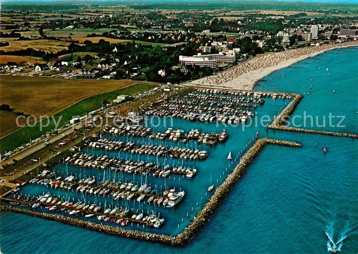 Groemitz Ostseebad Fliegeraufnahme mit Seglerhafen