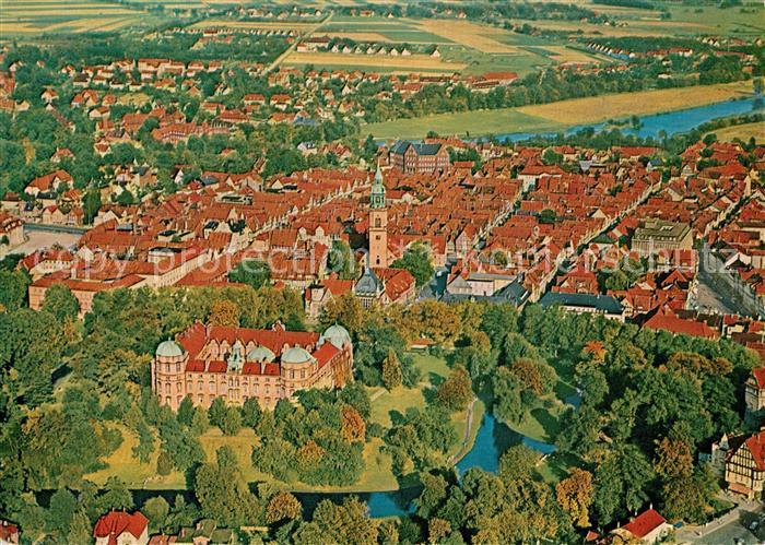 Celle Niedersachsen Schloss der Herzoege zu Braunschweig und Lueneburg Fliegerau