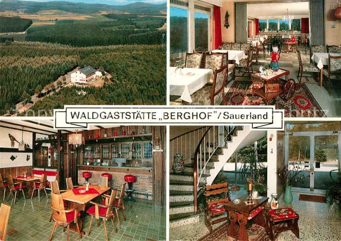Wenden Biggetal Waldgaststaette Berghof Gastraeume Treppe